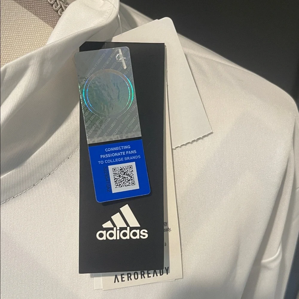 Adidas Athletic Sporty White Quarter Zip Long Sleeve Pull Over Size M